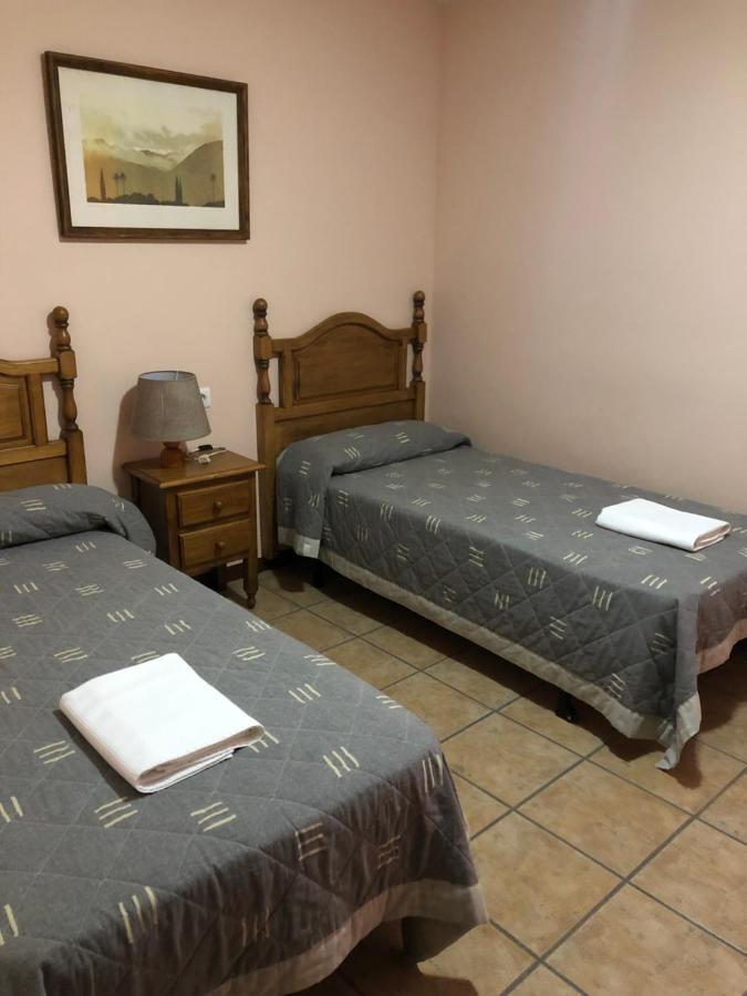 Apartamentos Turisticos San Juan De La Pena Санта-Крус-де-ла-Серос Экстерьер фото